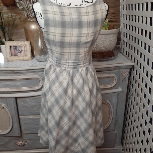 Converse Plaid Skater Dress - Picture 2 of 3